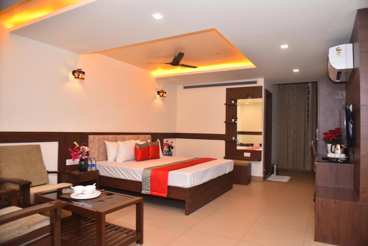 Apartament M R Residency Dharwad. Zewnętrze zdjęcie