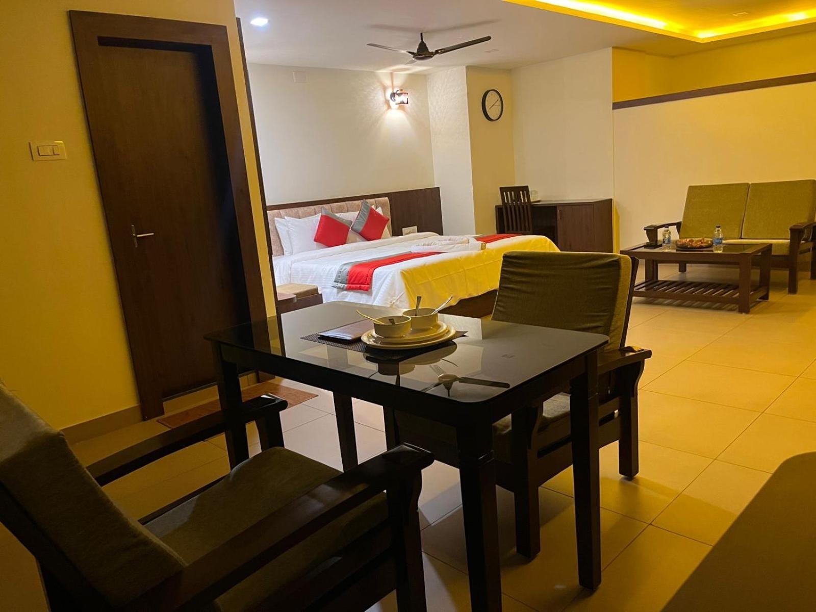 Apartament M R Residency Dharwad. Zewnętrze zdjęcie